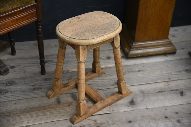 アンティーク　剥離　スツール　木製　フレンチ　ラウンド