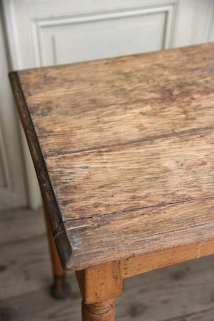 アンティーク　カフェテーブル　ビストロテーブル　フレンチ　木製