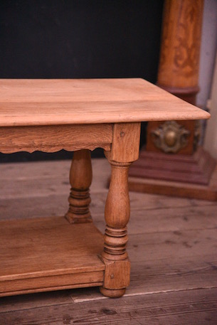 アンティーク　木製　コーヒーテーブル　センターテーブル　フレンチ　無垢