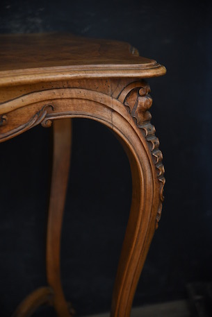 アンティーク　猫脚　フレンチ　テーブル　ルイ１５世　デスク