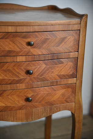 アンティーク　猫脚　ベッドサイドテーブル　ヴィンテージ　フレンチ