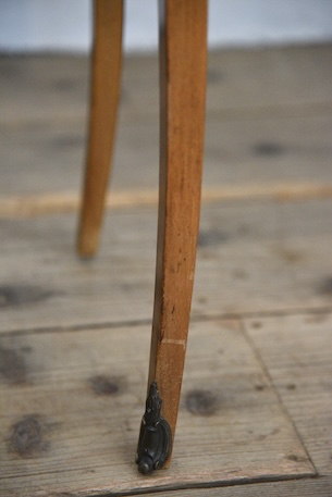 アンティーク　猫脚　ベッドサイドテーブル　ヴィンテージ　フレンチ