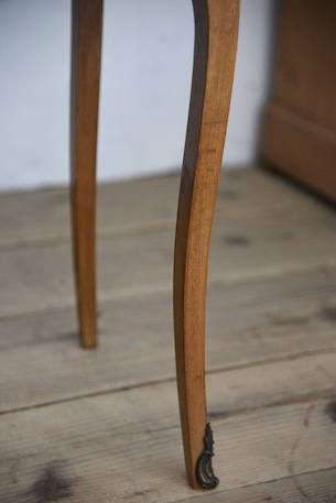 アンティーク　猫脚　ベッドサイドテーブル　ヴィンテージ　フレンチ