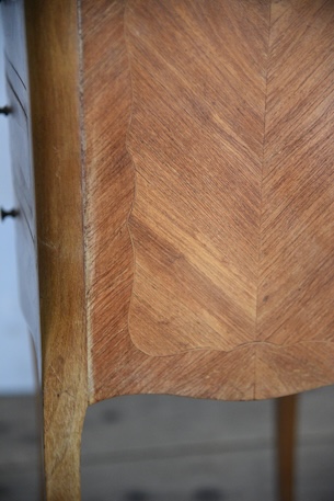 アンティーク　猫脚　ベッドサイドテーブル　ヴィンテージ　フレンチ