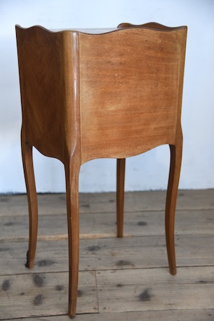 アンティーク　猫脚　ベッドサイドテーブル　ヴィンテージ　フレンチ