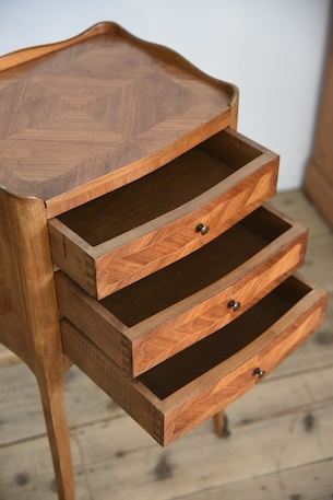 アンティーク　猫脚　ベッドサイドテーブル　ヴィンテージ　フレンチ