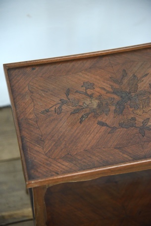 アンティーク　サイドテーブル　フレンチ　ベッドサイド