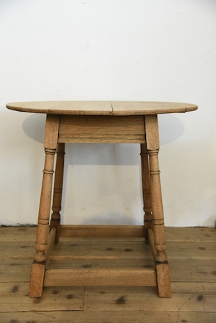 アンティーク　ヴィンテージ　ラウンドテーブル　剥離　コーヒーテーブル　フレンチ