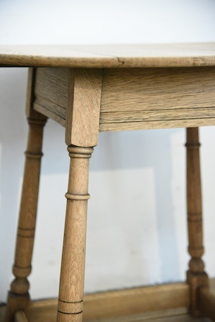 アンティーク　ヴィンテージ　ラウンドテーブル　剥離　コーヒーテーブル　フレンチ