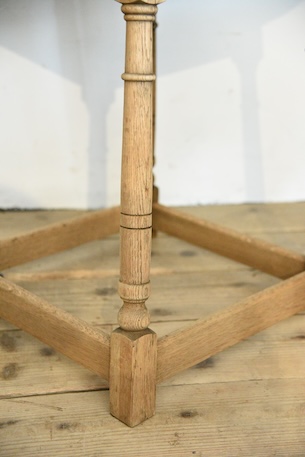 アンティーク　ヴィンテージ　ラウンドテーブル　剥離　コーヒーテーブル　フレンチ