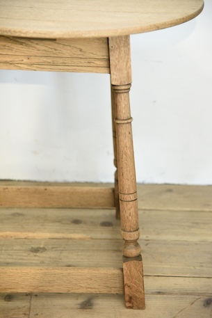 アンティーク　ヴィンテージ　ラウンドテーブル　剥離　コーヒーテーブル　フレンチ