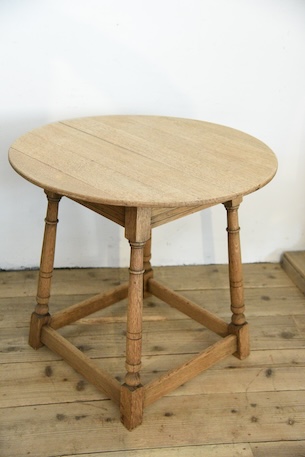 アンティーク　ヴィンテージ　ラウンドテーブル　剥離　コーヒーテーブル　フレンチ