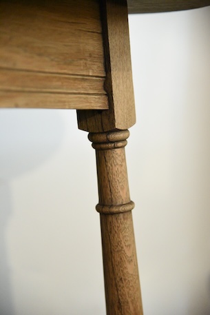 アンティーク　ヴィンテージ　ラウンドテーブル　剥離　コーヒーテーブル　フレンチ