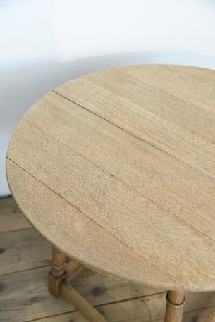 アンティーク　ヴィンテージ　ラウンドテーブル　剥離　コーヒーテーブル　フレンチ