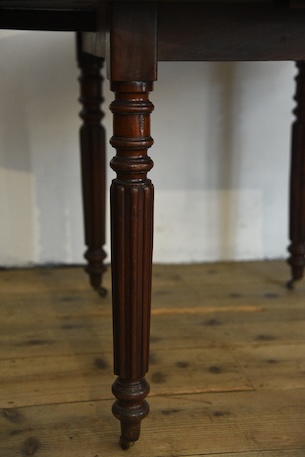 アンティーク　ドロップリーフテーブル　フレンチ　ダイニングテーブル