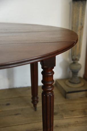 アンティーク　ドロップリーフテーブル　フレンチ　ダイニングテーブル