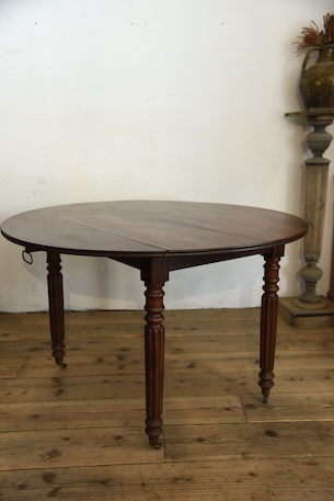 アンティーク　ドロップリーフテーブル　フレンチ　ダイニングテーブル