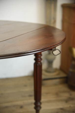 アンティーク　ドロップリーフテーブル　フレンチ　ダイニングテーブル