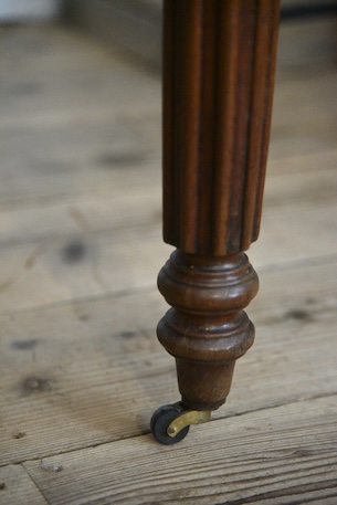 アンティーク　ドロップリーフテーブル　フレンチ　ダイニングテーブル