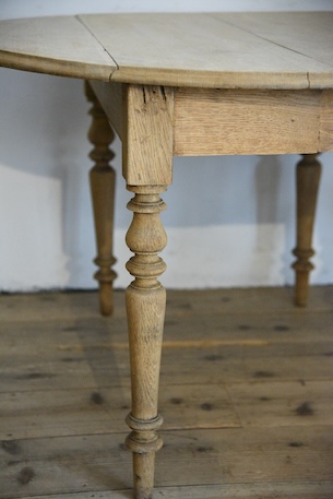 アンティーク　フレンチ　ドロップリーフテーブル　剥離　ラウンドテーブル