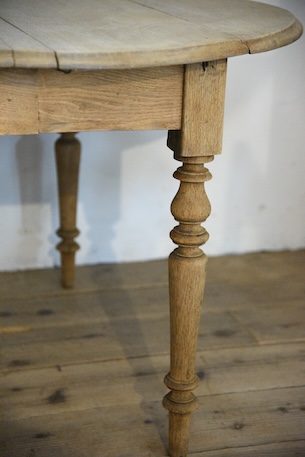 アンティーク　フレンチ　ドロップリーフテーブル　剥離　ラウンドテーブル