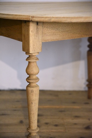 アンティーク　フレンチ　ドロップリーフテーブル　剥離　ラウンドテーブル