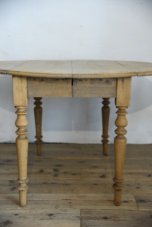 アンティーク　フレンチ　ドロップリーフテーブル　剥離　ラウンドテーブル