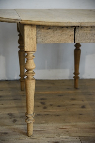 アンティーク　フレンチ　ドロップリーフテーブル　剥離　ラウンドテーブル