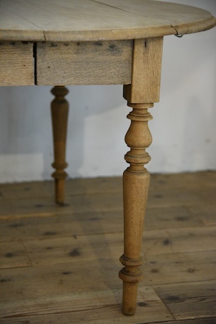 アンティーク　フレンチ　ドロップリーフテーブル　剥離　ラウンドテーブル