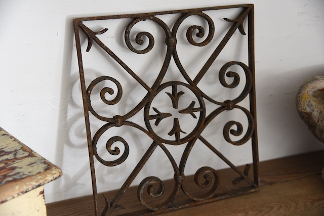 アンティーク　アイアンパネル　アイアングリル　フレンチ　ガーデニング　１