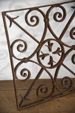 アンティーク　アイアンパネル　アイアングリル　フレンチ　ガーデニング　１