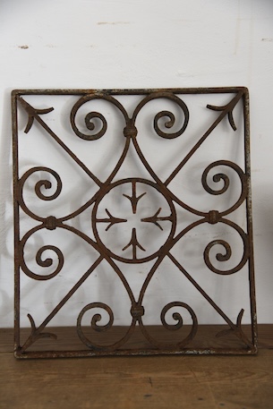 アンティーク　アイアンパネル　アイアングリル　フレンチ　ガーデニング　２