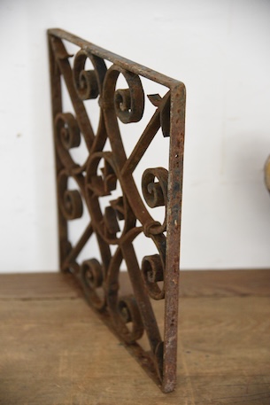 アンティーク　アイアンパネル　アイアングリル　フレンチ　ガーデニング　２