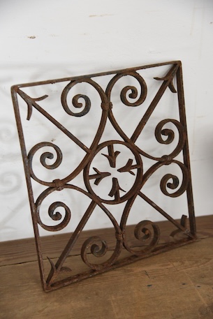 アンティーク　アイアンパネル　アイアングリル　フレンチ　ガーデニング　２