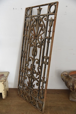 アンティーク　アイアンパネル　アイアングリル　フレンチ　ガーデニング　３