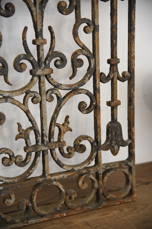 アンティーク　アイアンパネル　アイアングリル　フレンチ　ガーデニング　４