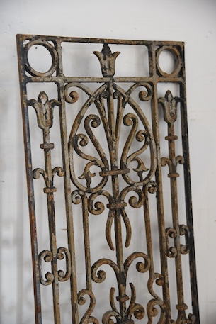 アンティーク　アイアンパネル　アイアングリル　フレンチ　ガーデニング　４