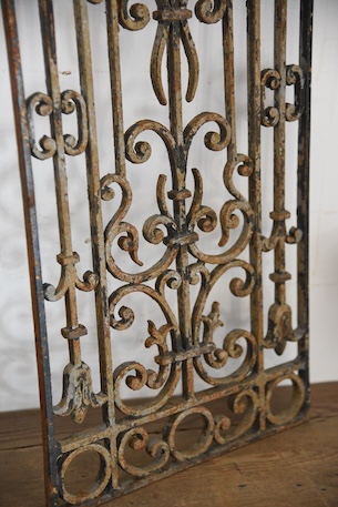 アンティーク　アイアンパネル　アイアングリル　フレンチ　ガーデニング　４