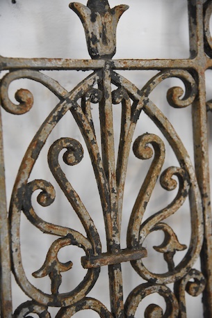 アンティーク　アイアンパネル　アイアングリル　フレンチ　ガーデニング　４