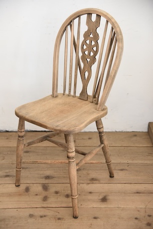 アンティーク　ヴィンテージ　ホイールバックチェア　ダイニングチェア　イギリス　剥離　２