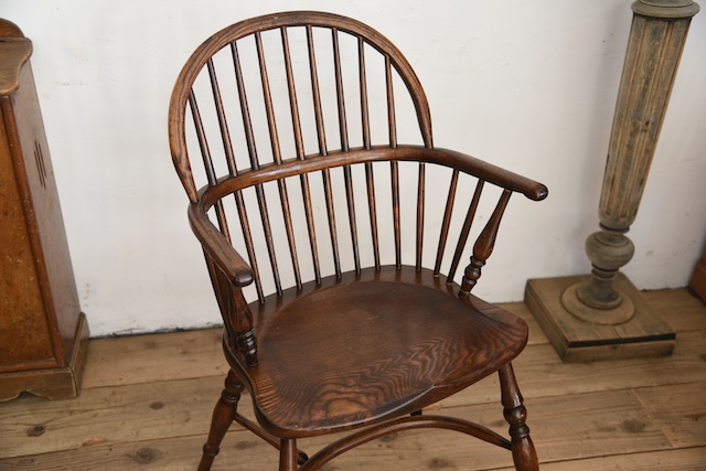 アンティーク　ヴィンテージ　アームチェア　イギリス　ダイニングチェア　２