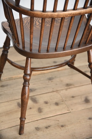 アンティーク　ヴィンテージ　アームチェア　イギリス　ダイニングチェア　２