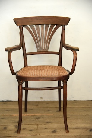 アンティーク　ベントウッドチェア　トーネット　thonet　カフェチェア　アームチェア　フレンチ