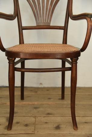 アンティーク　ベントウッドチェア　トーネット　thonet　カフェチェア　アームチェア　フレンチ