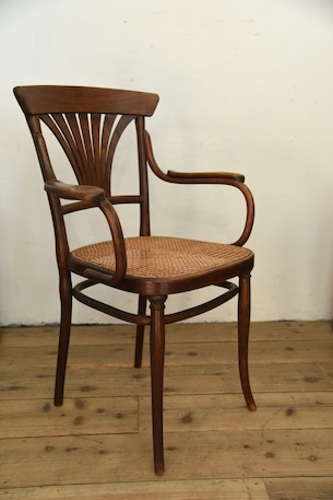 アンティーク　ベントウッドチェア　トーネット　thonet　カフェチェア　アームチェア　フレンチ