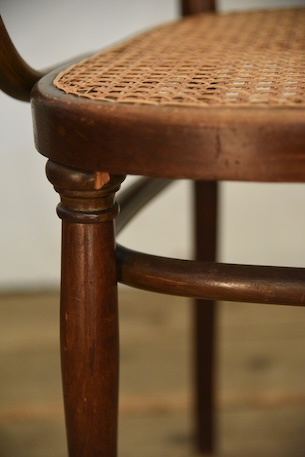 アンティーク　ベントウッドチェア　トーネット　thonet　カフェチェア　アームチェア　フレンチ