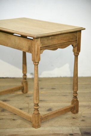 アンティーク　サイドテーブル　剥離　コーヒーテーブル　フレンチ