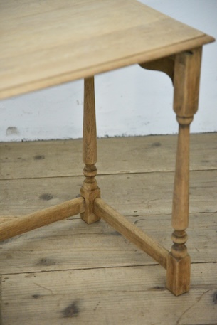 アンティーク　サイドテーブル　剥離　コーヒーテーブル　フレンチ