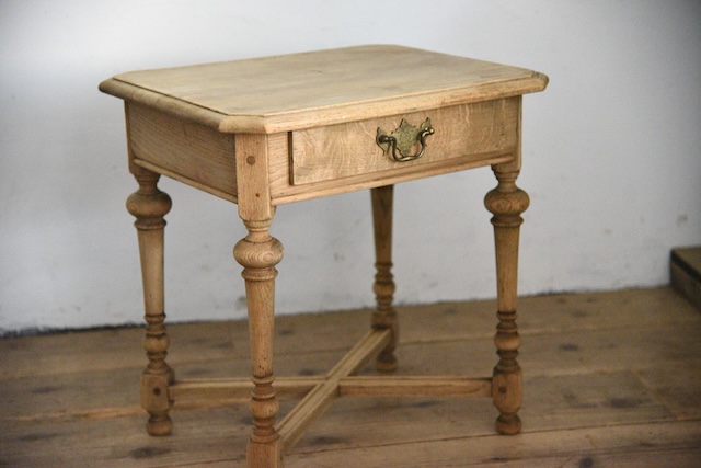 アンティーク　ドロワー　サイドテーブル　剥離　フレンチ