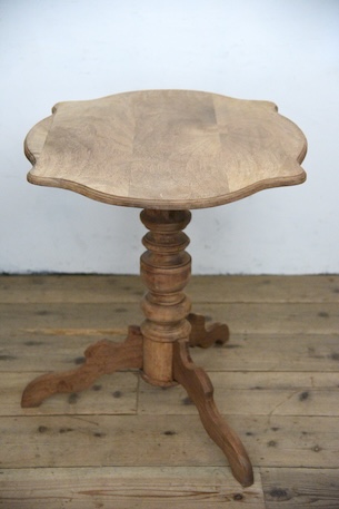 アンティーク　フレンチ　テーブル　オーバル　サイドテーブル　剥離